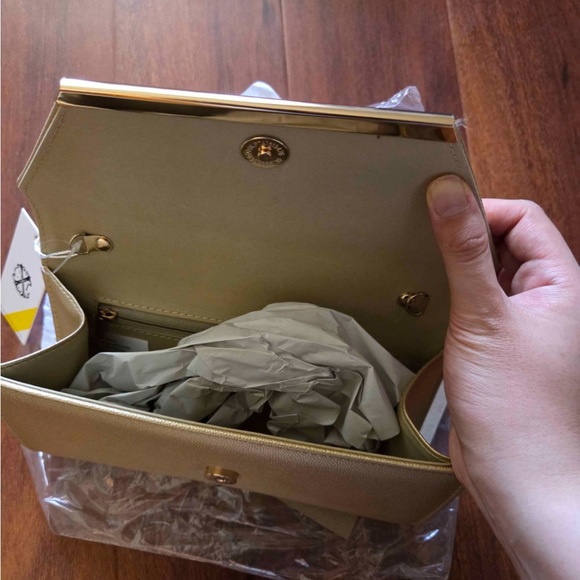 Christian Lacroix Gold Clutch Bag - Picture 3 of 4